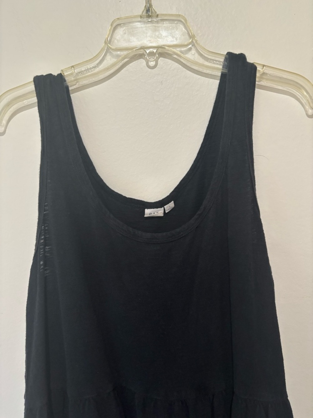 Black Sleeveless Tiered Dress - Gap - Picture 3 of 6